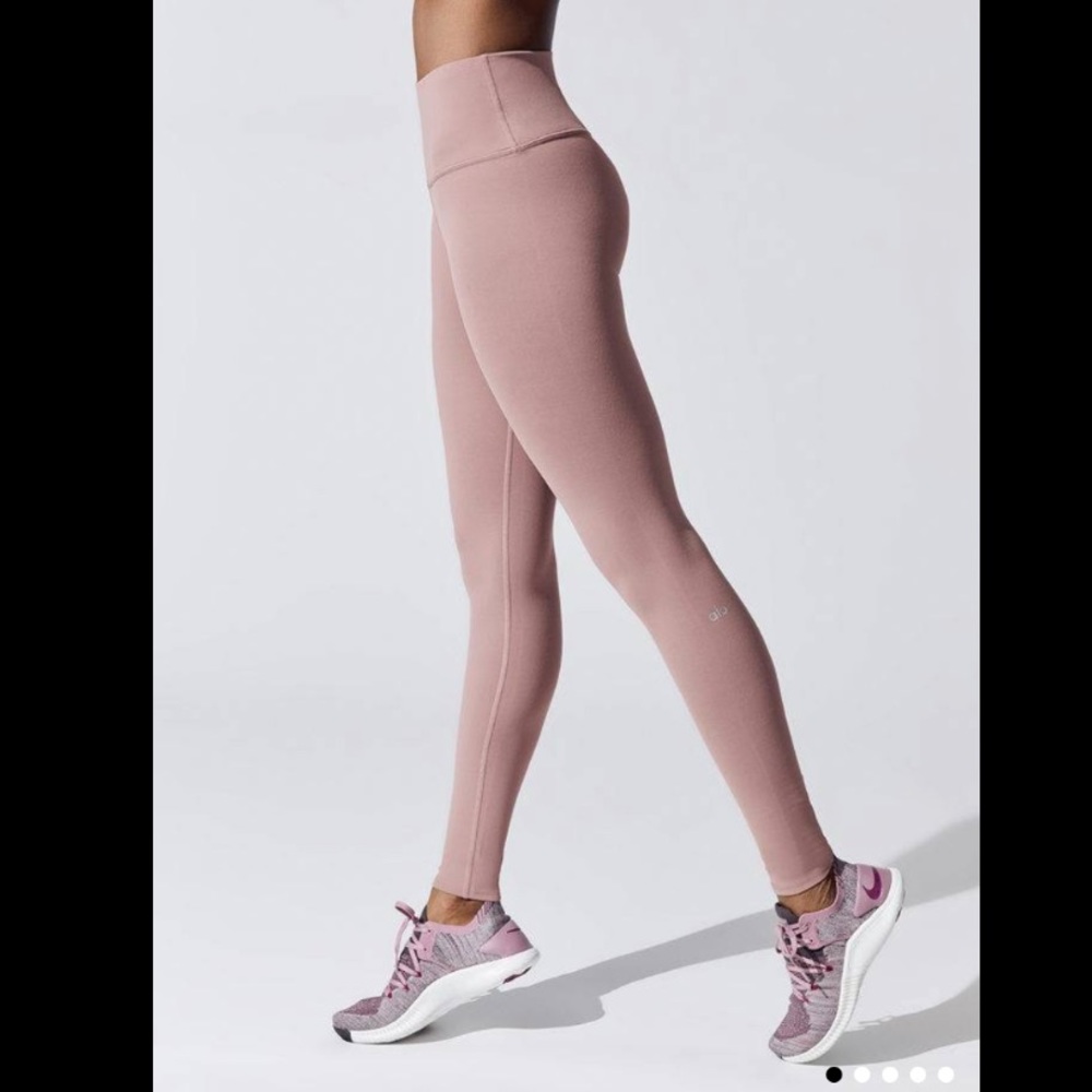 Alo Yoga High-Waisted Airbrush Leggings